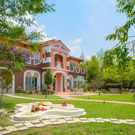 山閱聖堡羅莊園 Bed & Breakfast Yuchi Luaran gambar