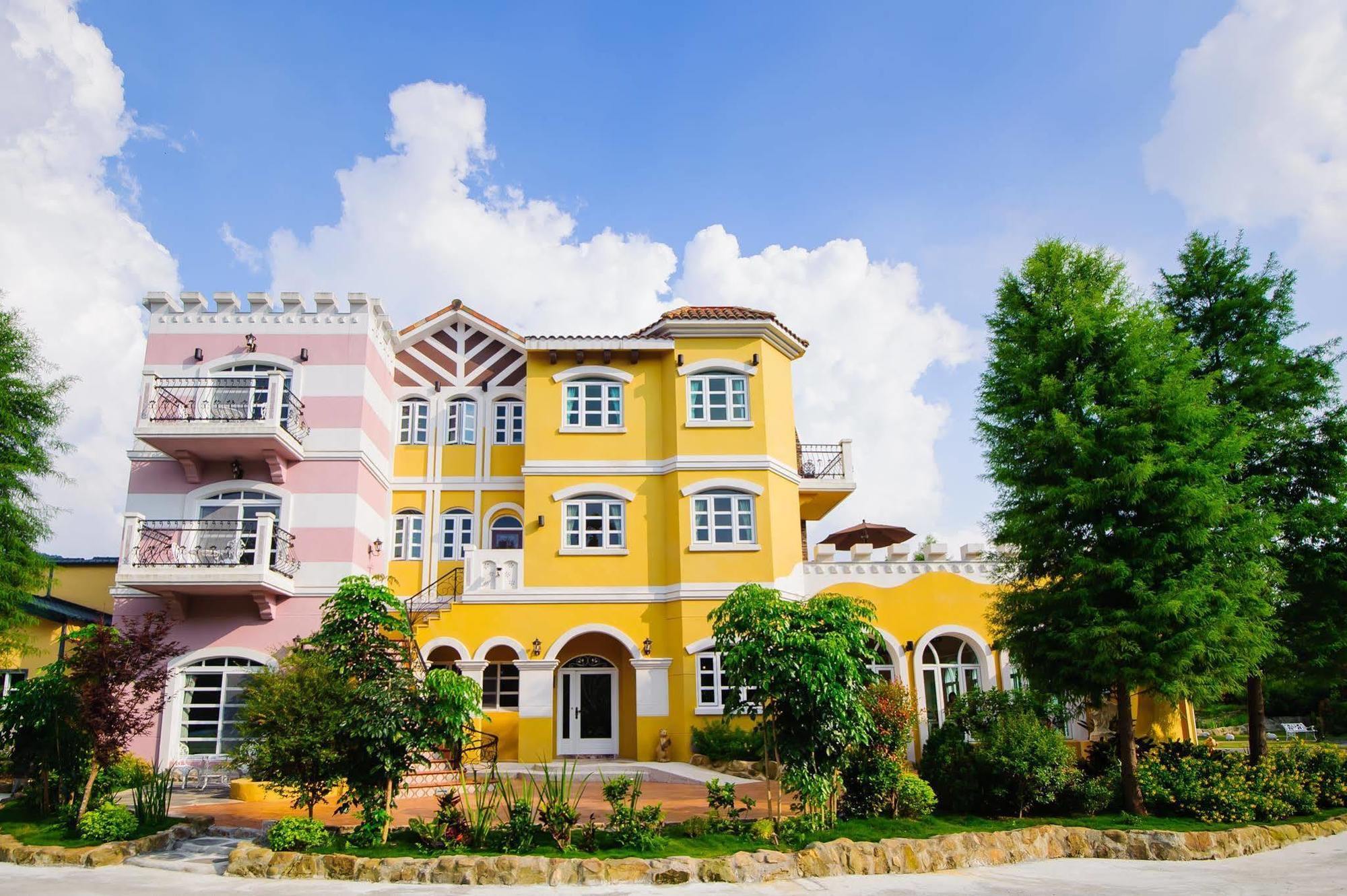 山閱聖堡羅莊園 Bed & Breakfast Yuchi Luaran gambar