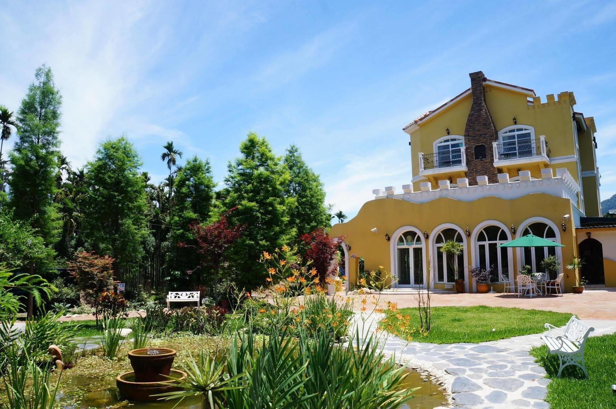 山閱聖堡羅莊園 Bed & Breakfast Yuchi Luaran gambar